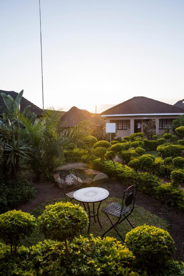 Nongoma Lodge & Inn Cc Esterno foto