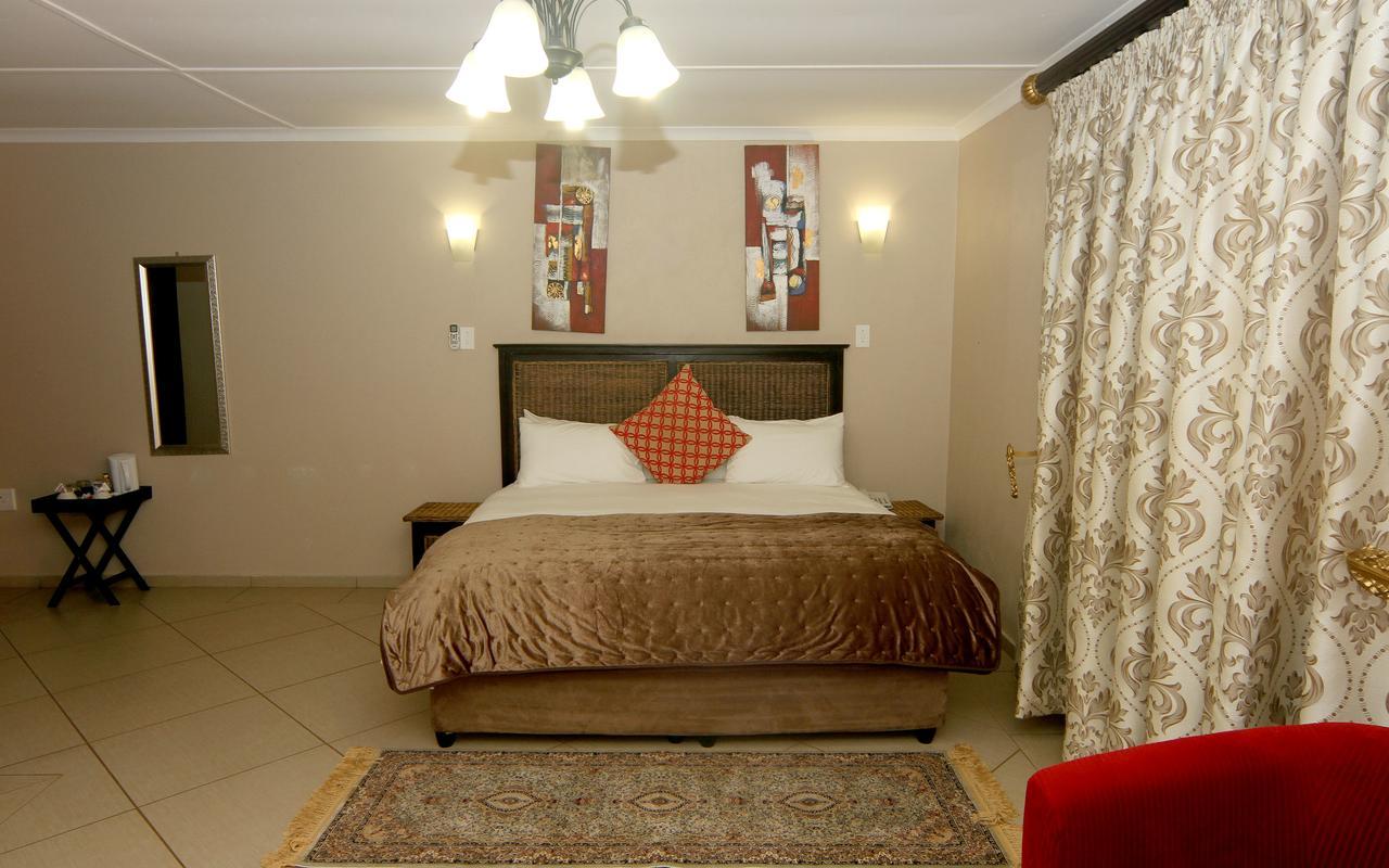 Nongoma Lodge & Inn Cc Esterno foto